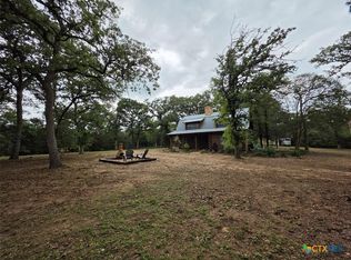 1053 E County Road F, Lexington, TX 78947