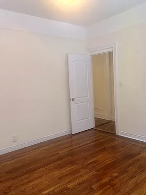 Rented by New York Residence | media 32