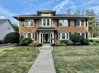 425 Frontier Dr, Erie, PA 16505