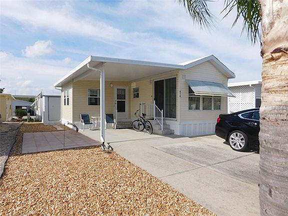 5th image of 219 Canna Ln