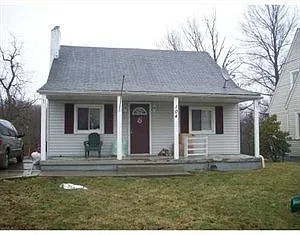 104 Jenny St photo 1