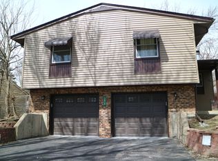 1414 Plainview Rd, Carpentersville, IL 60110