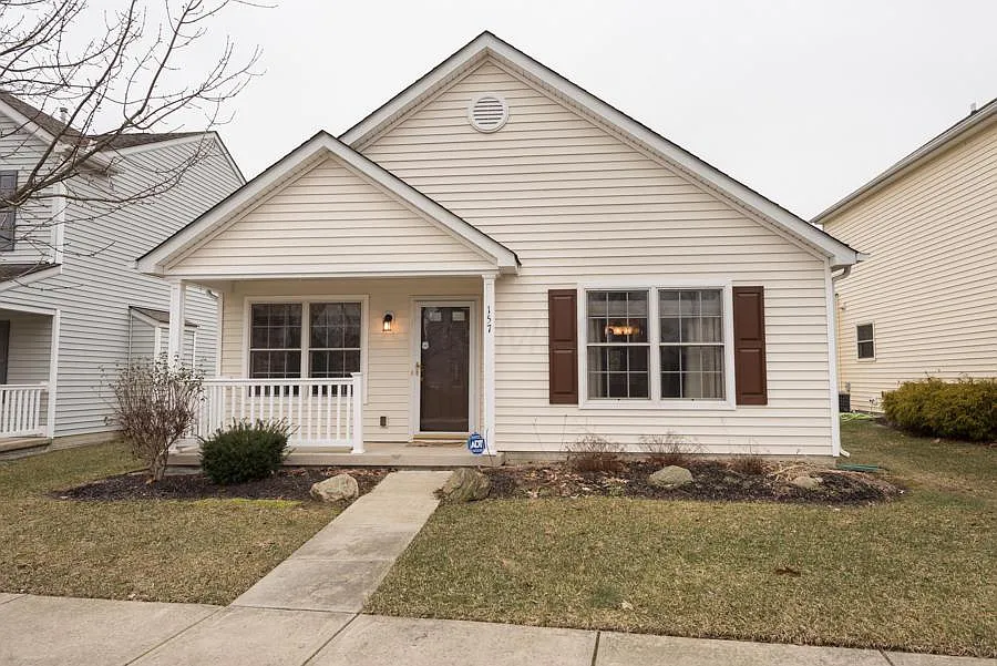 157 Feathertip Ln photo 1