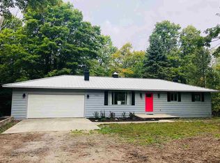 7949 Major Douglas Sloan Rd, Charlevoix, MI 49720