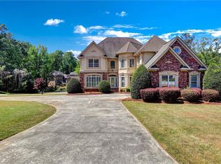 2104 Autumn Chase Dr, Stockbridge, GA 30281