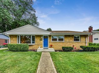 563 Drake St, Libertyville, IL 60048