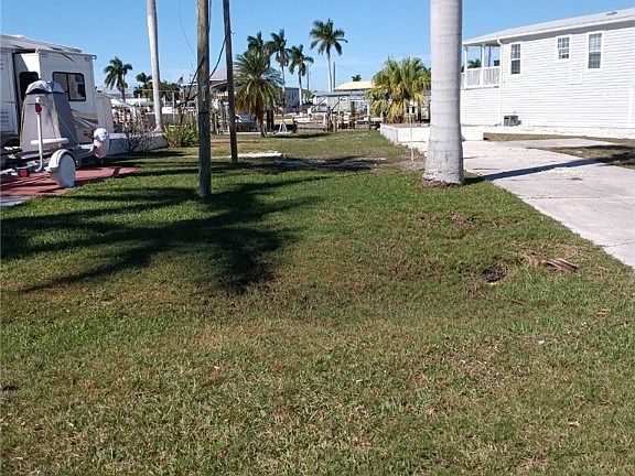 3rd image of 2413 York Rd