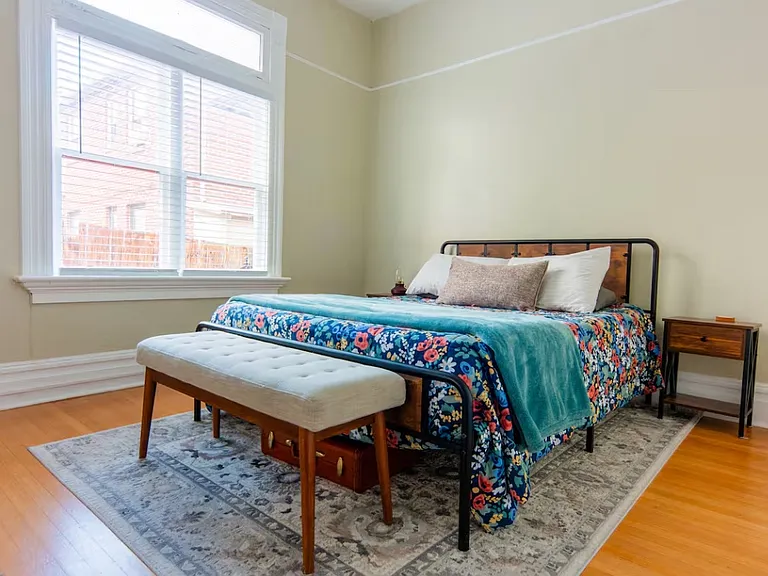 975 E 1st Ave #4 — Photo 9