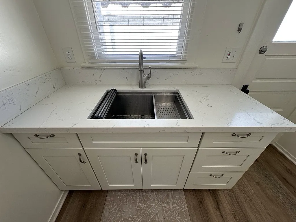 1 bed, 455 sqft, $2,100 — Photo 4