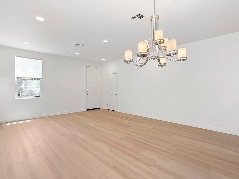 6820 Lopez Canyon Way — Photo 6