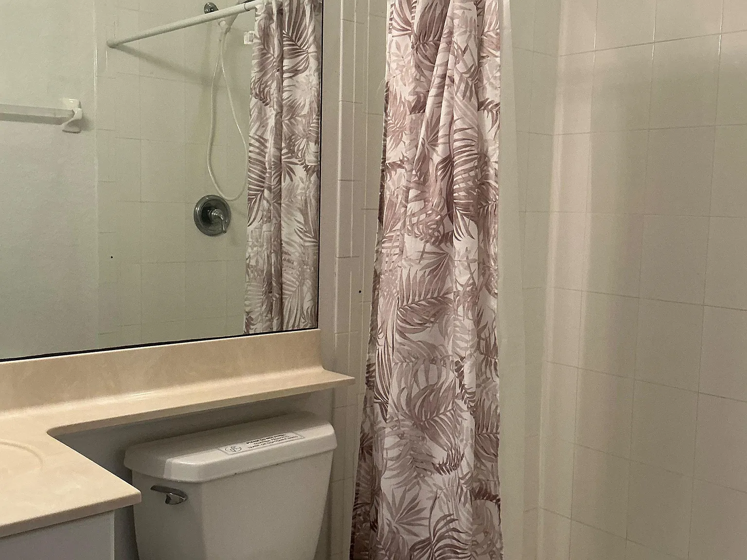4 bed, 3.5 bath, 2520 sqft, $1,356 — Photo 3