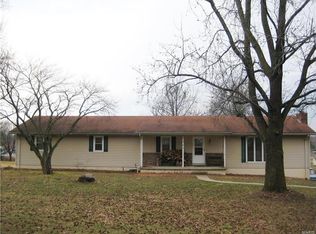 707 Linder Blvd, Greenville, IL 62246