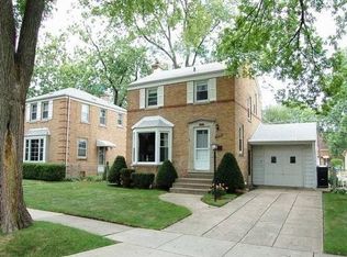 1330 Hazel Ct, Des Plaines, IL 60018
