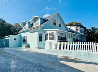 221 N Pinellas Ave, Tarpon Springs, FL 34689