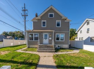 824 Chestnut St, Roselle Boro, NJ 07203
