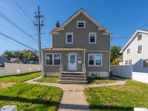 824 Chestnut St, Roselle Boro, NJ 07203