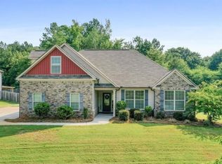 1246 Fox Creek Dr, McDonough, GA 30252