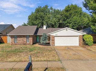 1209 Bluff Creek Dr, Edmond, OK 73012