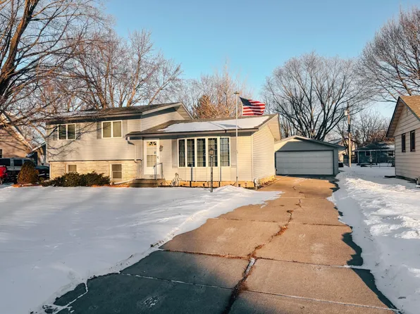 1981 Oak St, Hastings, MN 55033