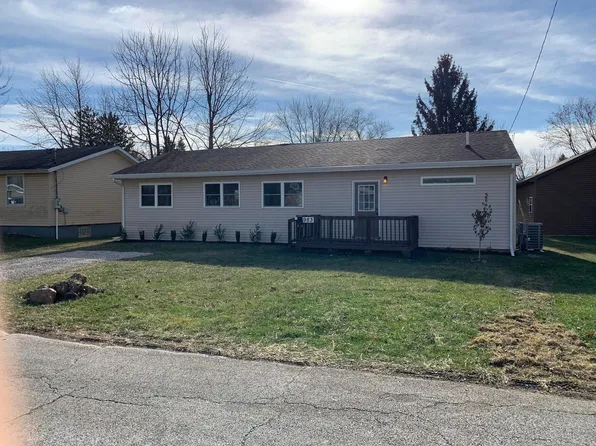 983 Oak Grove Ave, Marion, OH 43302