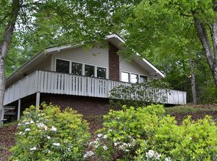 456 Rock Ledge Rd, Spruce Pine, NC 28777