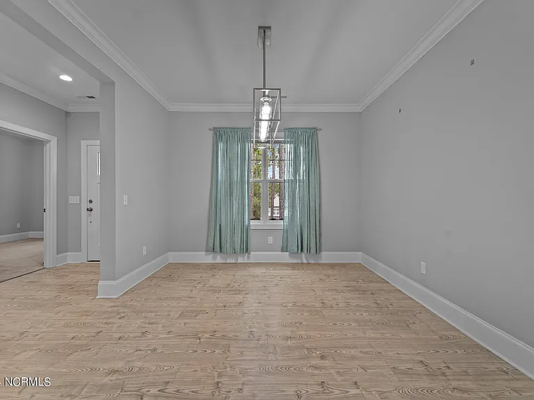 428 Gretchen Rd — Photo 21
