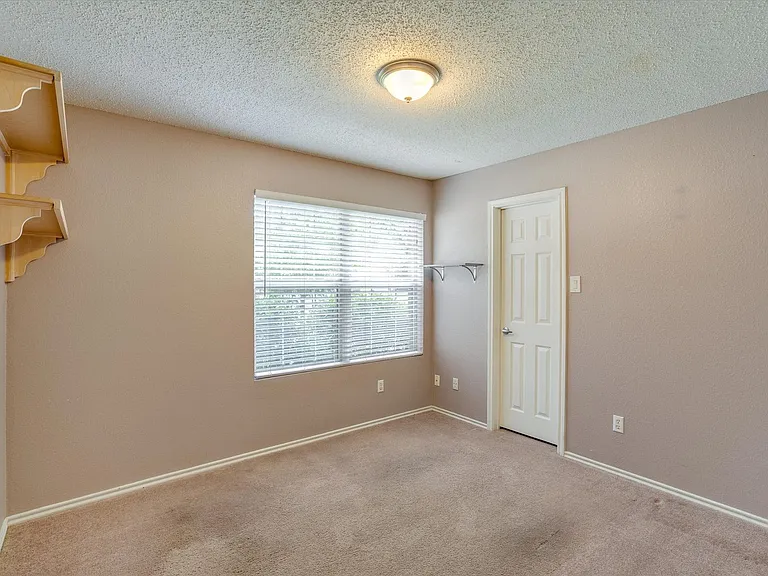 20821 Pacers Gait Ln — Photo 12