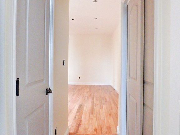 5th image of 3083 29th St APT E10