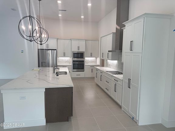 3rd image of 369 Aquamarine Way