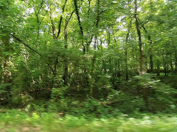3rd image of 00COUNTRY Road 2936