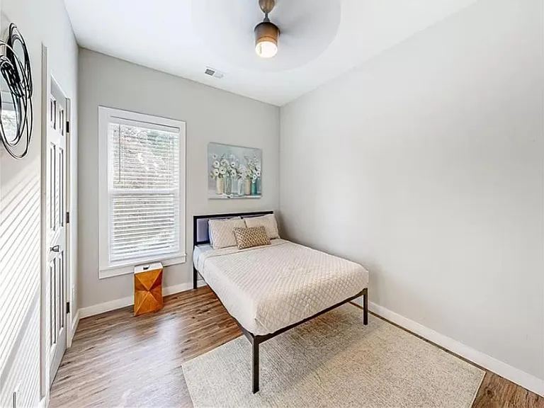 5 Evelyn Way NW #A — Photo 13