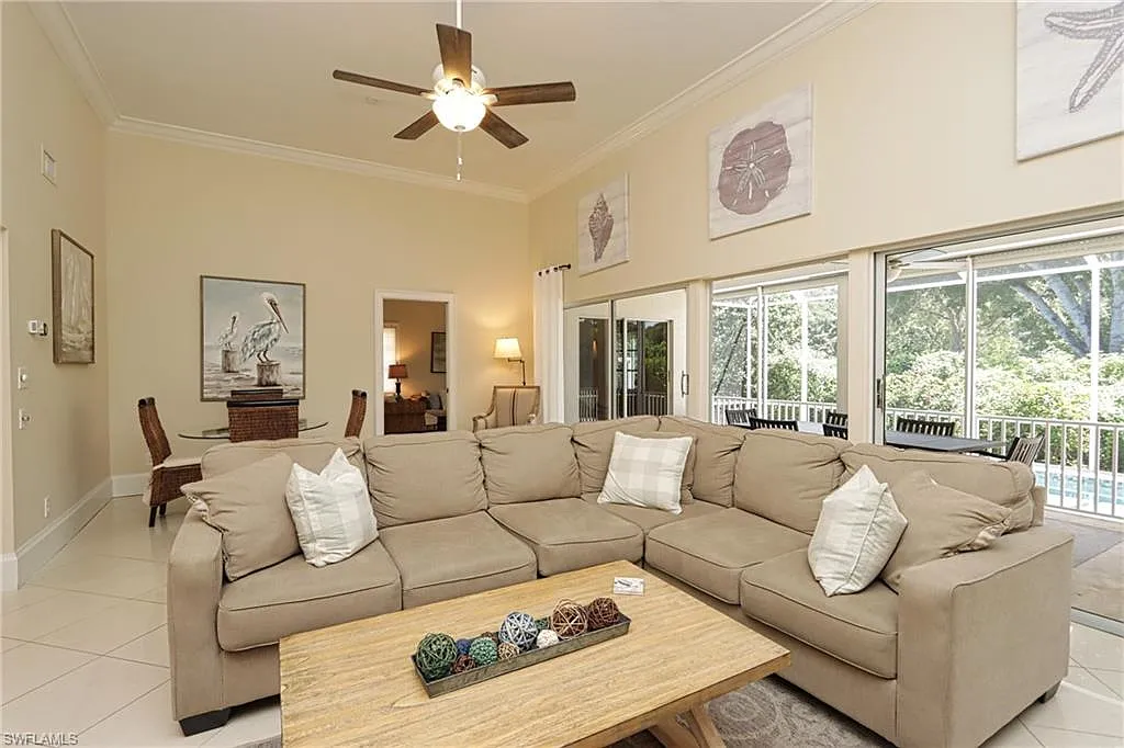 4 bed, 3.0 bath, 2419 sqft, $19,500 — Photo 3