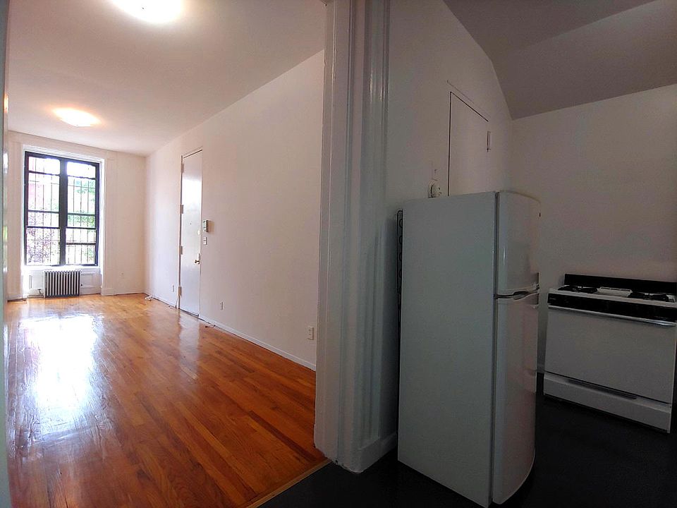 1st image of 359 Pleasant Ave APT 2