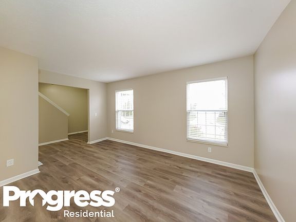 5th image of 1844 Fullerton Dr
