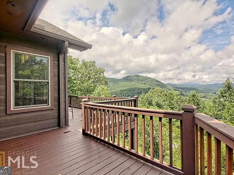 100 Corinth Ln — Photo 27