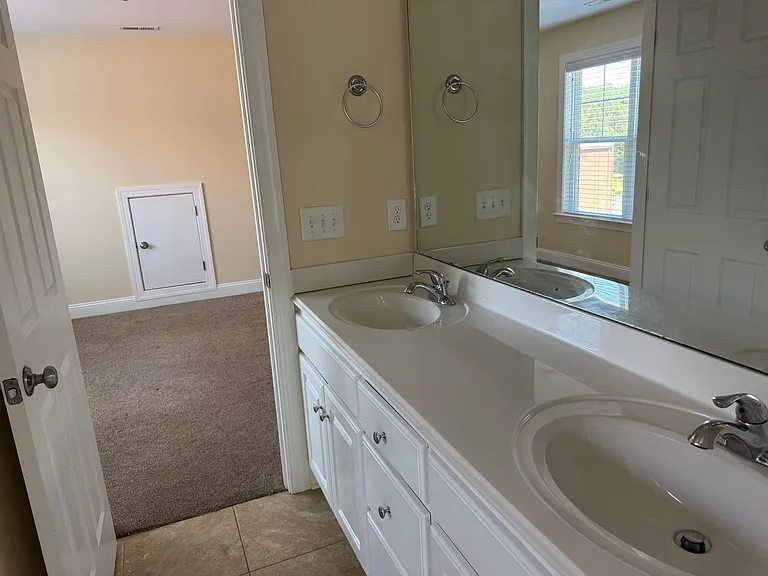 3759 Savannah Way — Photo 8