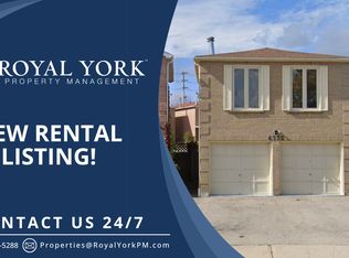 4322 Waterford Cres #2, Mississauga, ON L5R2B3