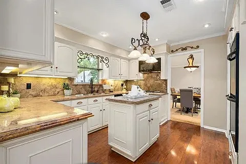 3615 Fairvalley Dr — Photo 13