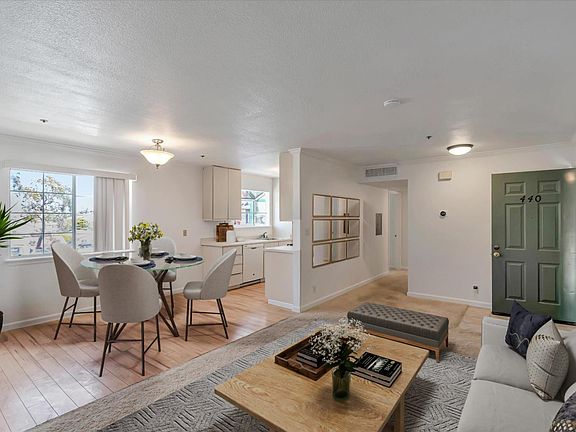 2nd image of 1020 San Gabriel Cir Unit 440