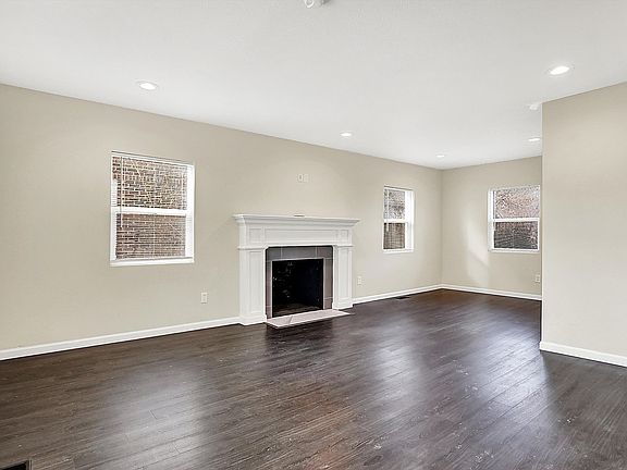 3rd image of 3522 Janet Dr