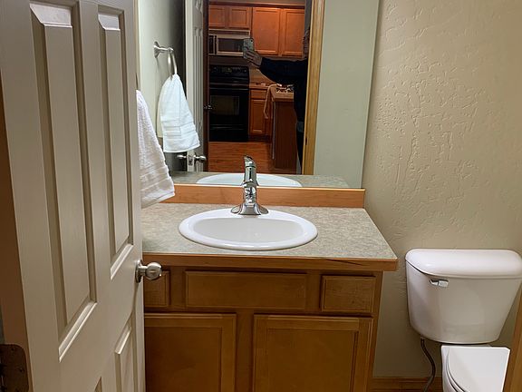 5th image of 2947 N 27th Ave #23
