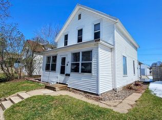 2122 Kane St, La Crosse, WI 54603