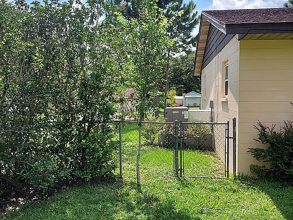 5th image of 2110 John Arthur Way