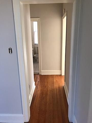 2nd image of 116 Windermere Ave APT B4