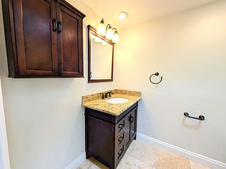 5517 E Edgemar Ave — Photo 23