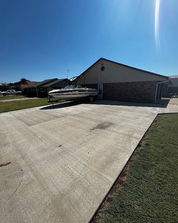 305 Christy Dr, Lahoma, OK 73754 MLS 1080575 Zillow