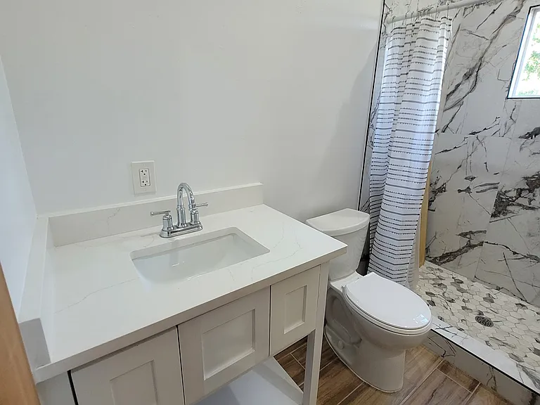 1005 County Road 3556 — Photo 13