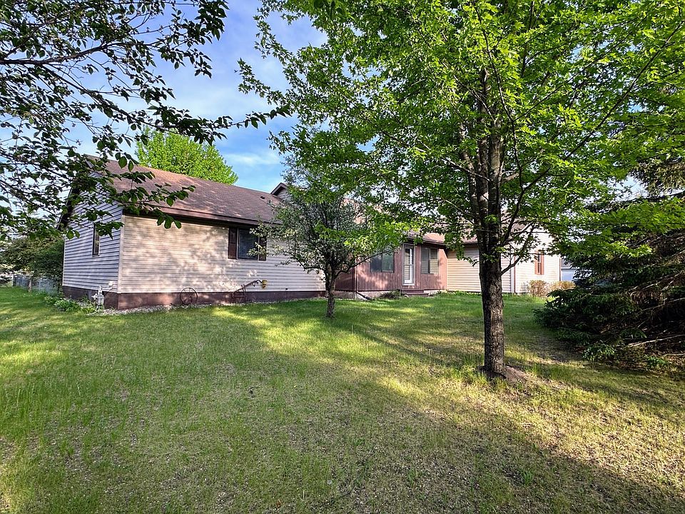 1st image of 608 Pinetree Dr