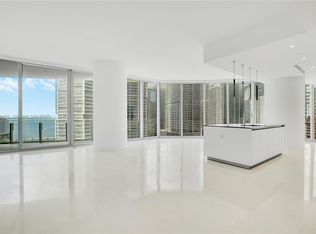 300 Biscayne Boulevard Way #2107, Miami, FL 33131
