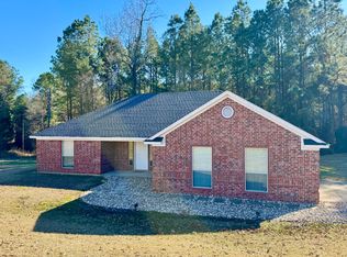 9621 Noonday Rd, Hallsville, TX 75650